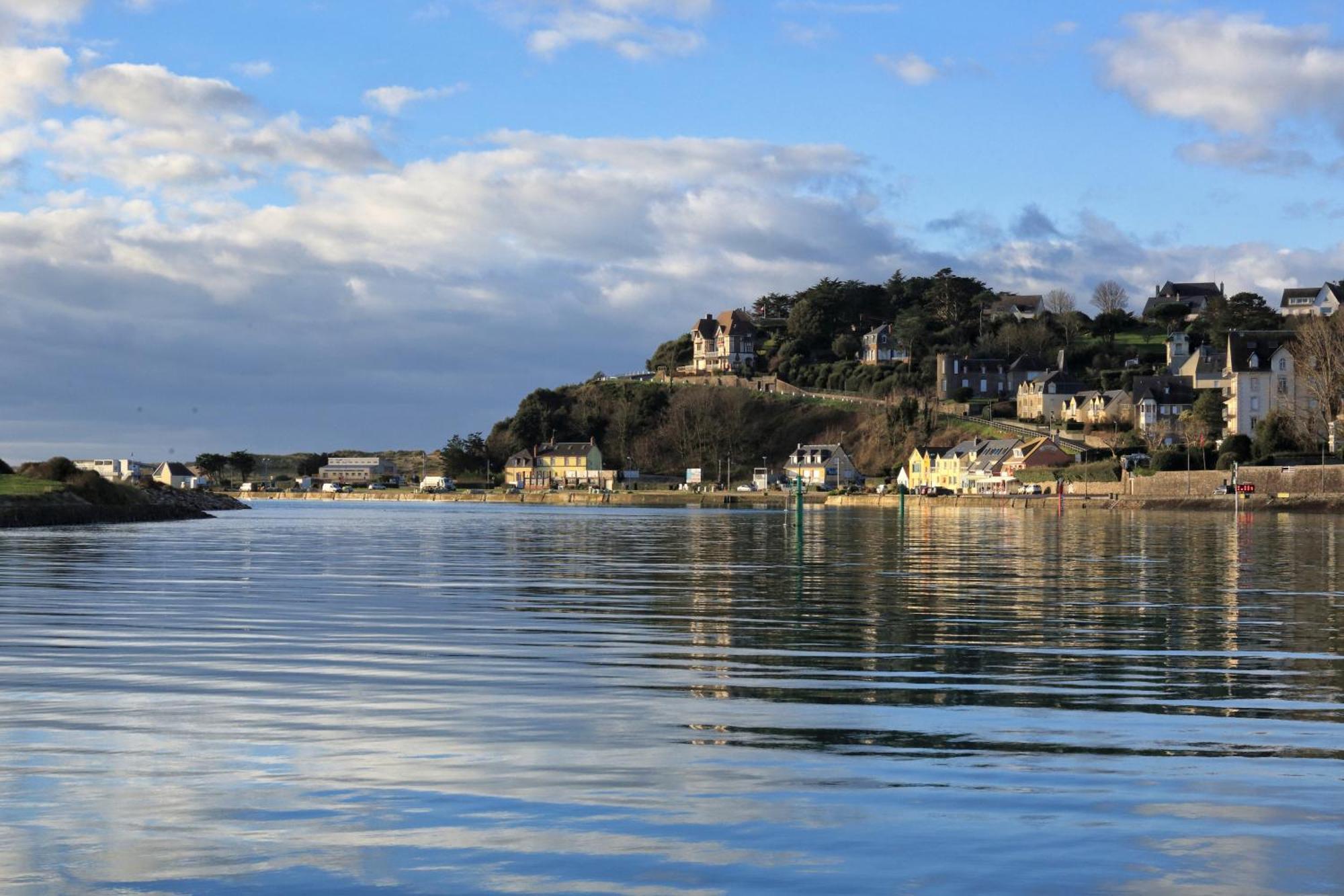 En Bord De Mer - Appt A Moins D'Un Km De La Plage Barneville-Carteret Kültér fotó